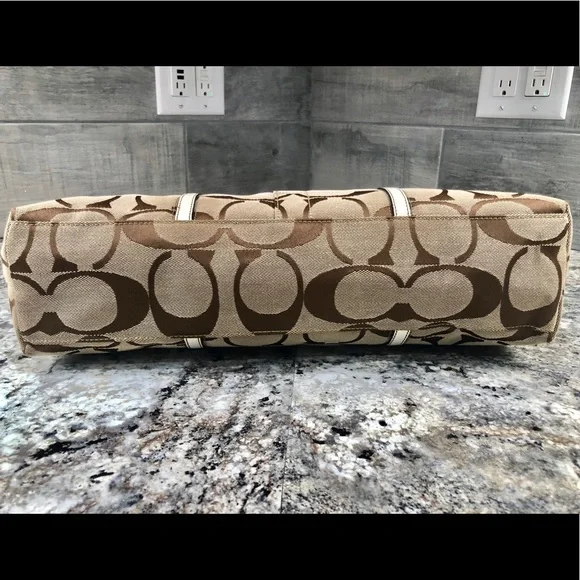 Tan and Brown Coach Signature C Tote Bag - Picture 4 of 10